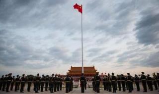 天安门升旗仪式 天安门升旗仪式
